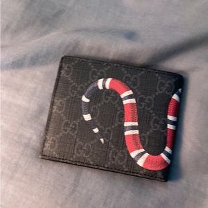 Gucci wallet men snake